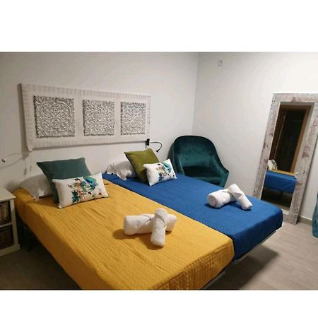 Lisbon Hostel Terminal 4 Eksteriør billede
